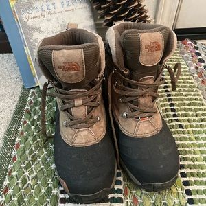 North Face Snow Boots Like New